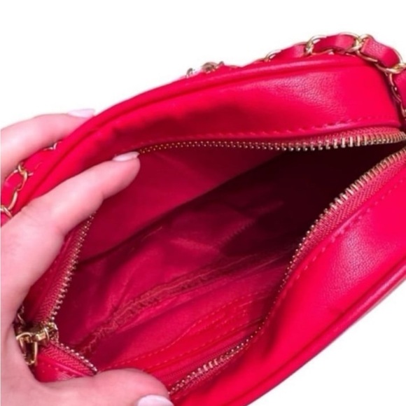 Badgley Mischka Red Quilted Crossbody Bag - Picture 5 of 7